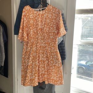 Lulus yellow floral flutter sleeve mini dress. NWT! Never worn.